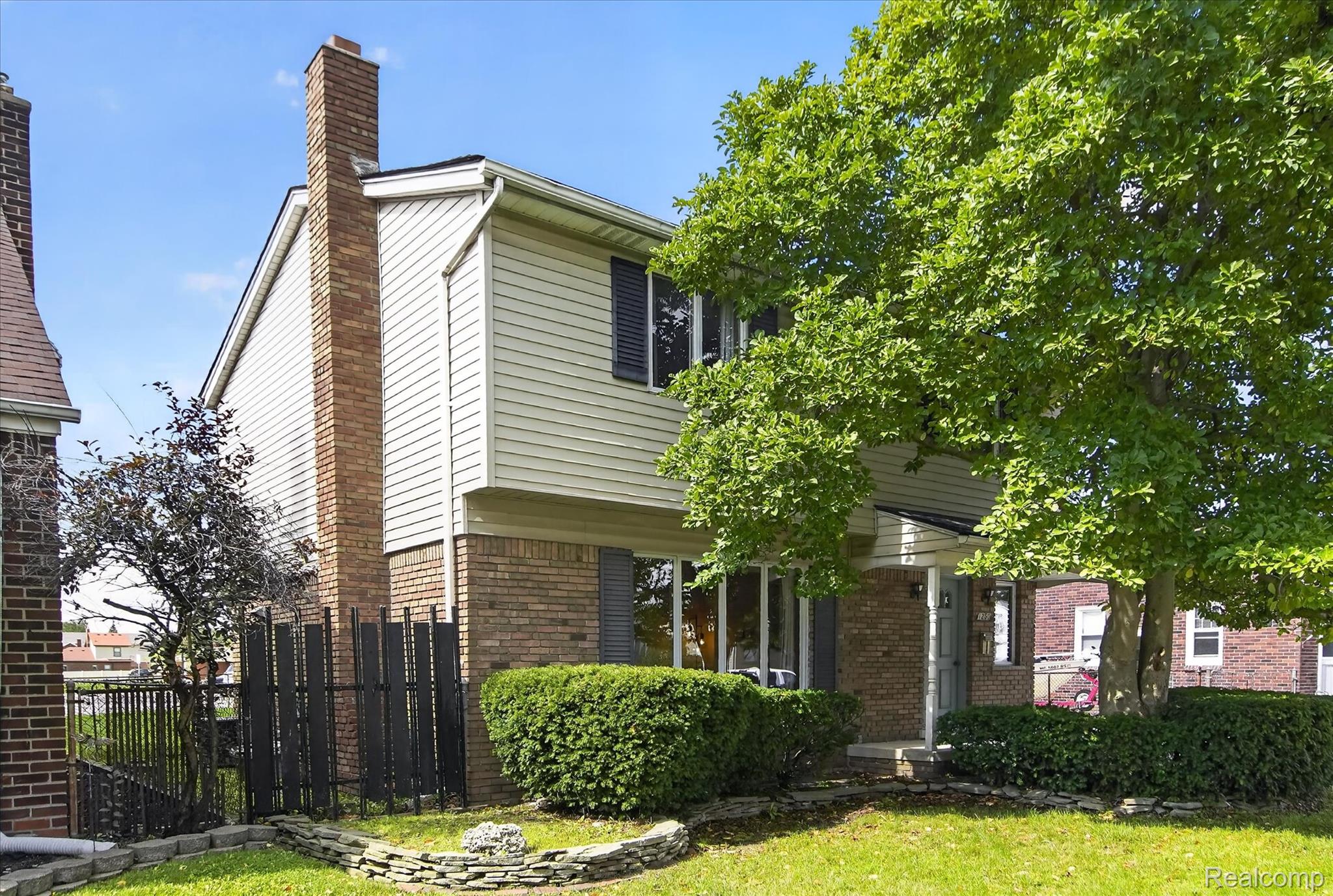 1250, 23rd, Wyandotte, Michigan, 48192