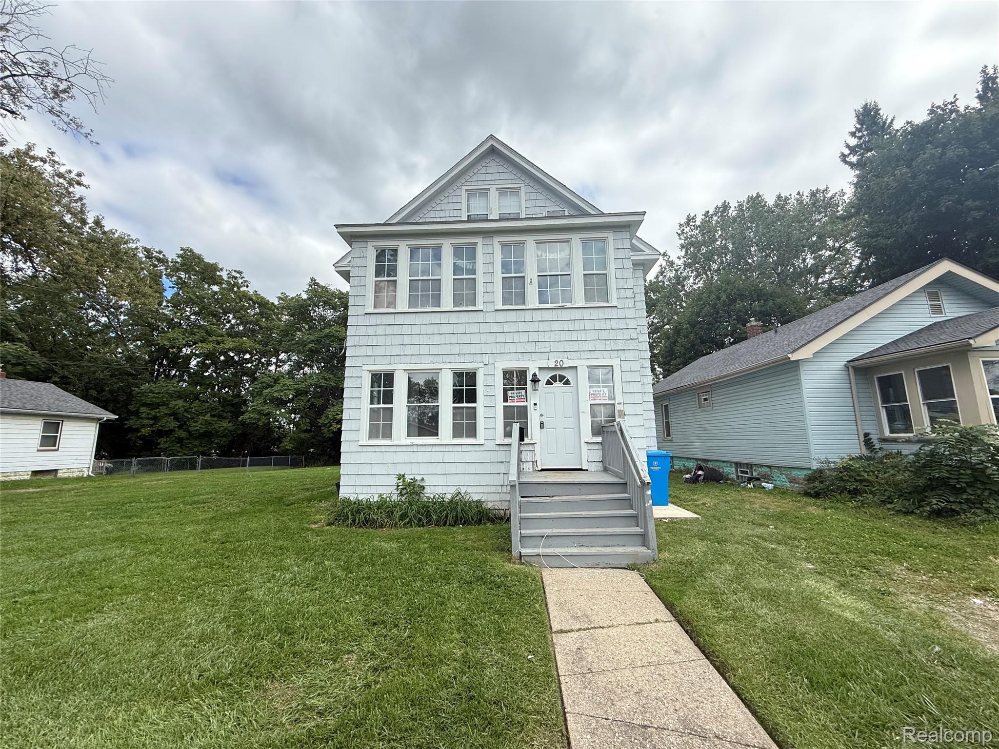 20, Frank Unit #1, Pontiac, Michigan, 48342