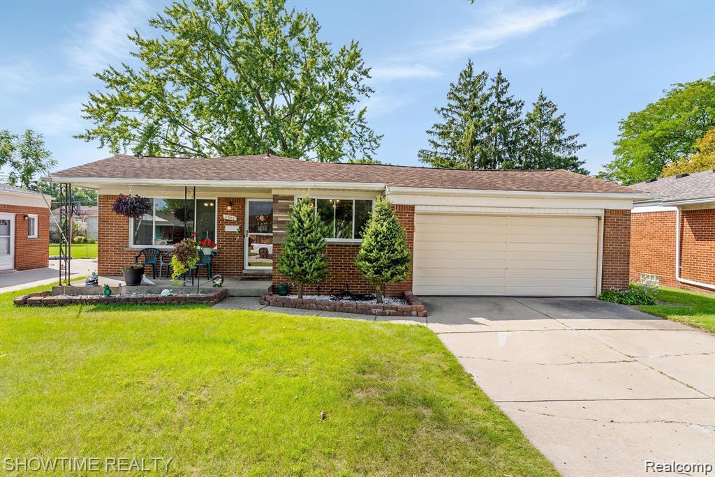 5202, Busch, Warren, Michigan, 48091