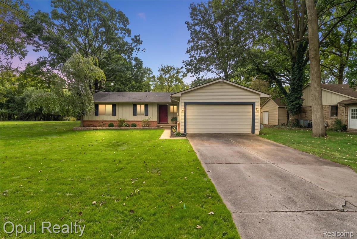 41429, Chattman, Novi, Michigan, 48375