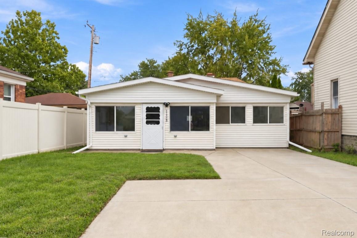 17650, Ruth, Melvindale, Michigan, 48122