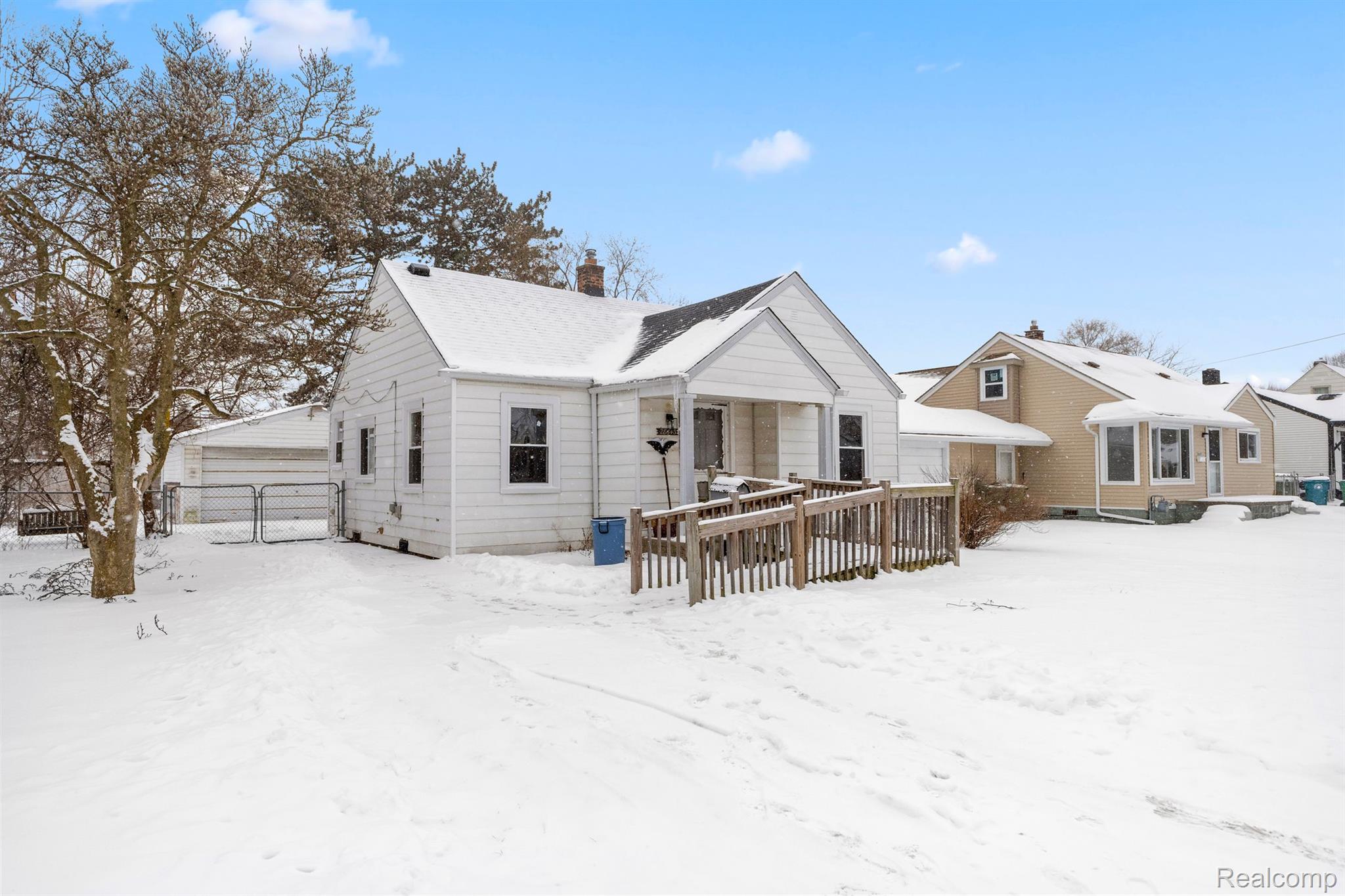 28643, Beechwood, Garden City, Michigan, 48135