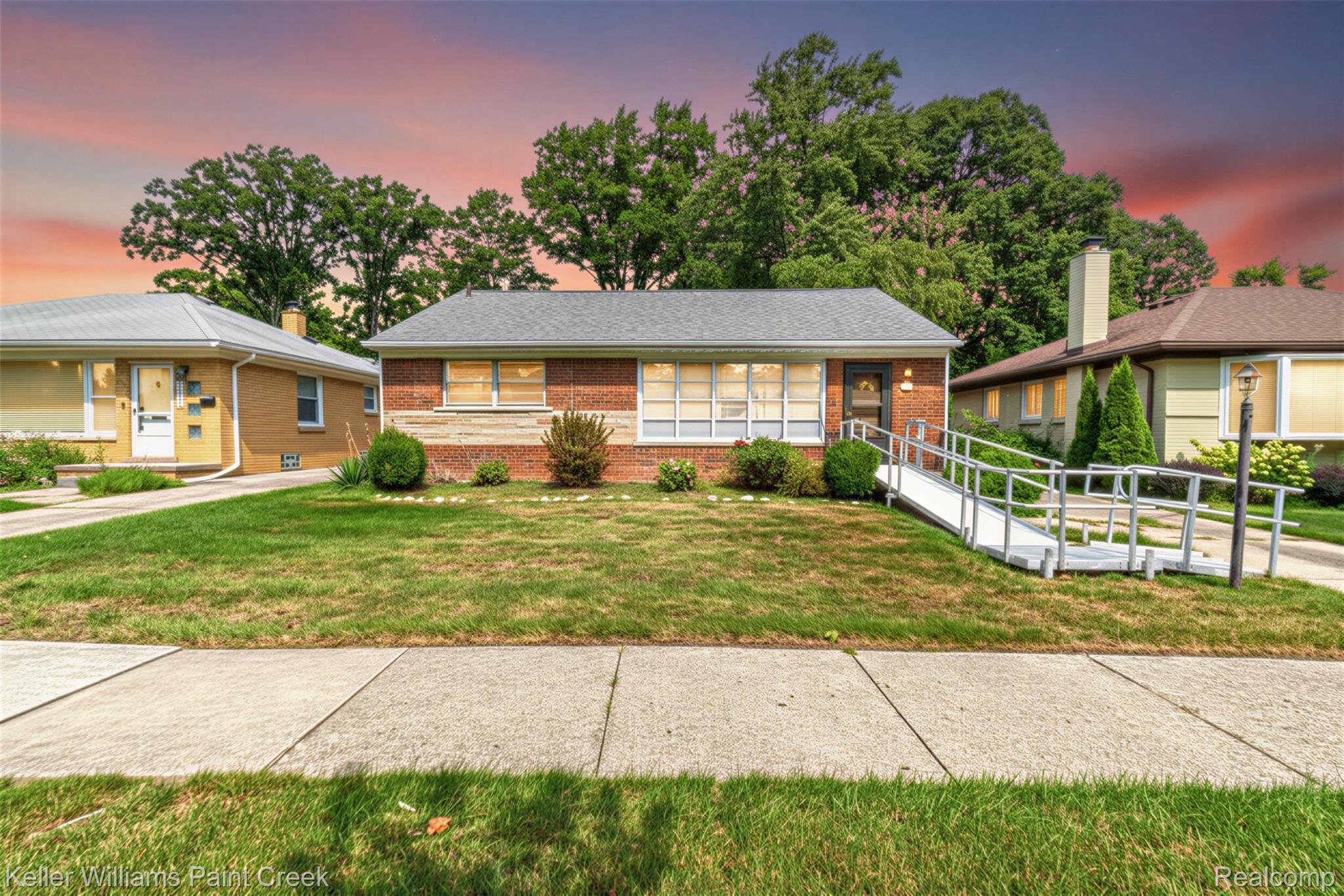2425, Derby, Troy, Michigan, 48084