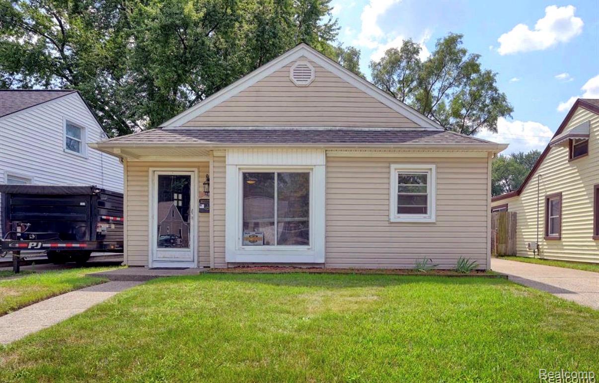 2030, Browning, Ferndale, Michigan, 48220