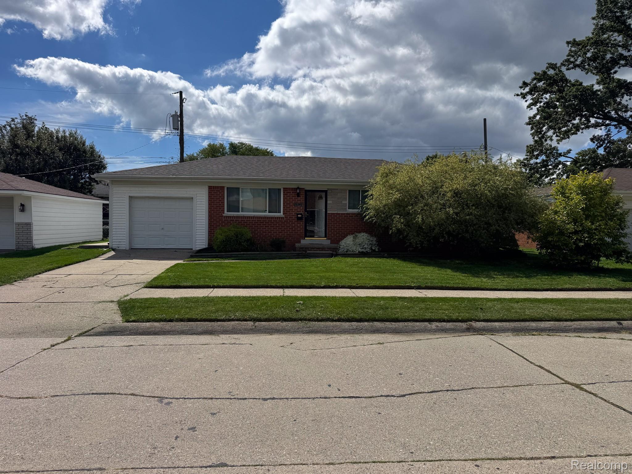 23342, Shoreview, St. Clair Shores, Michigan, 48082
