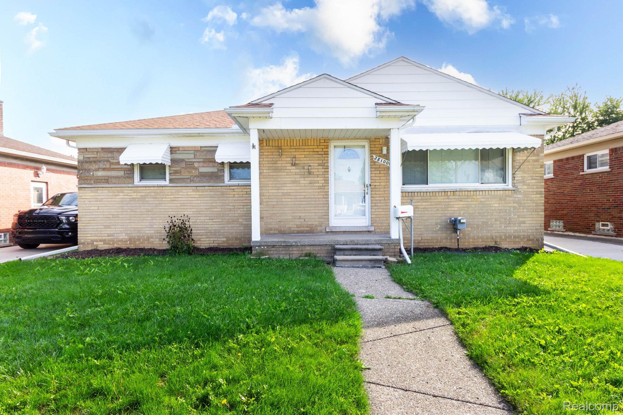 28100, Garfield, Roseville, Michigan, 48066