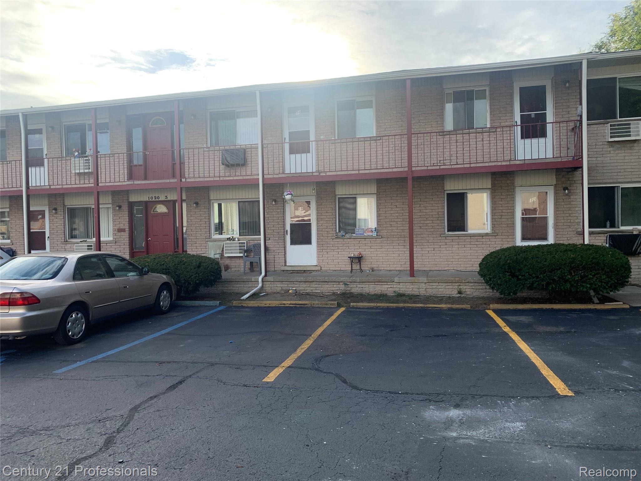 1020, Goddard, #38, Lincoln Park, Michigan, 48146