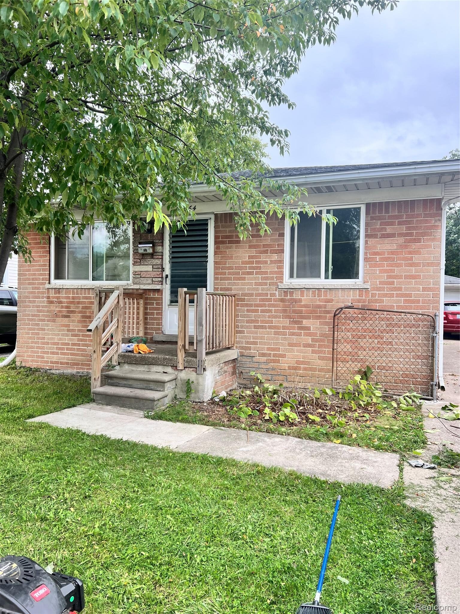 8064, Timken Avenue, Warren, Michigan, 48089