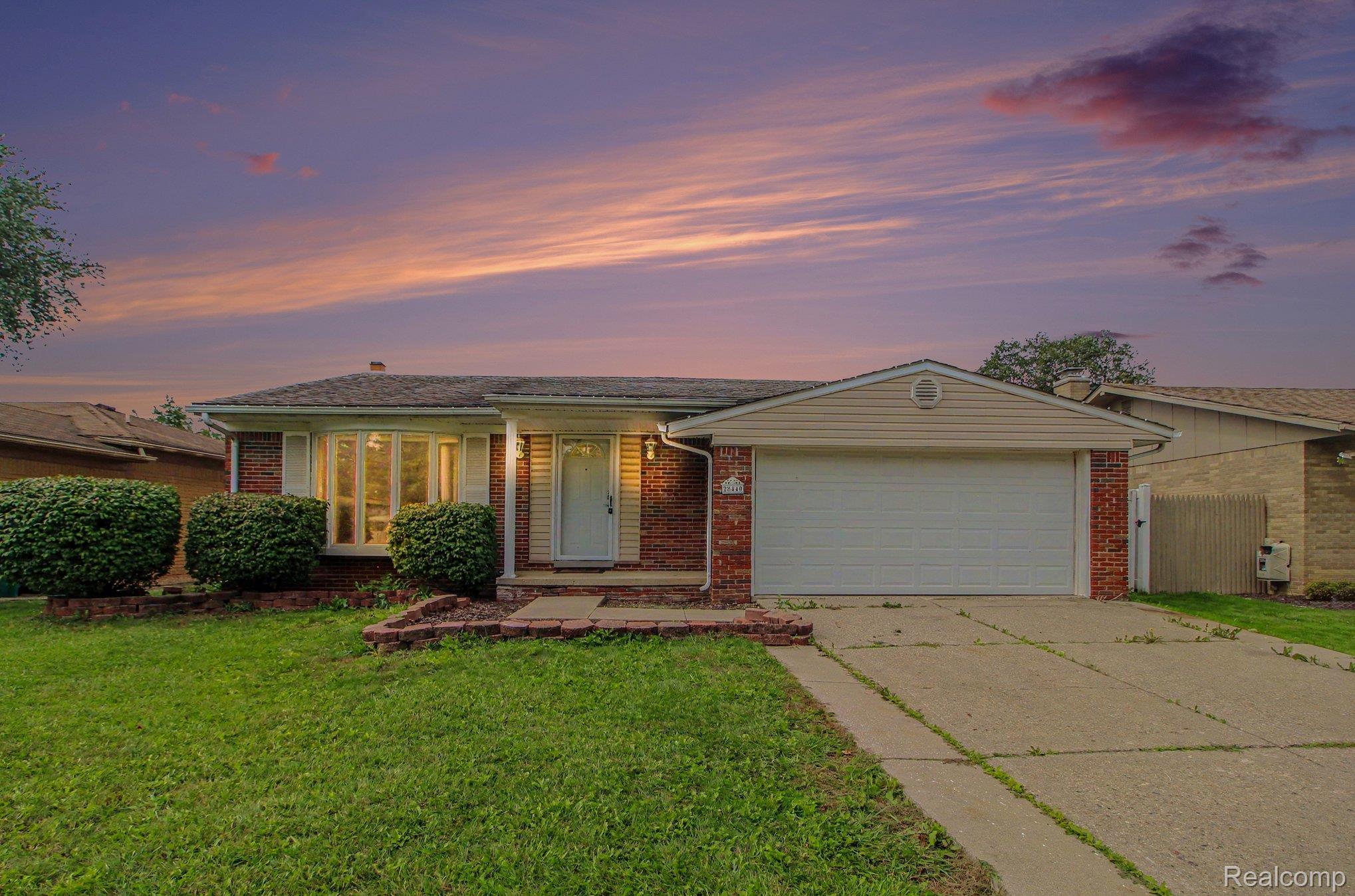 28440, Weddel, Brownstown, Michigan, 48183