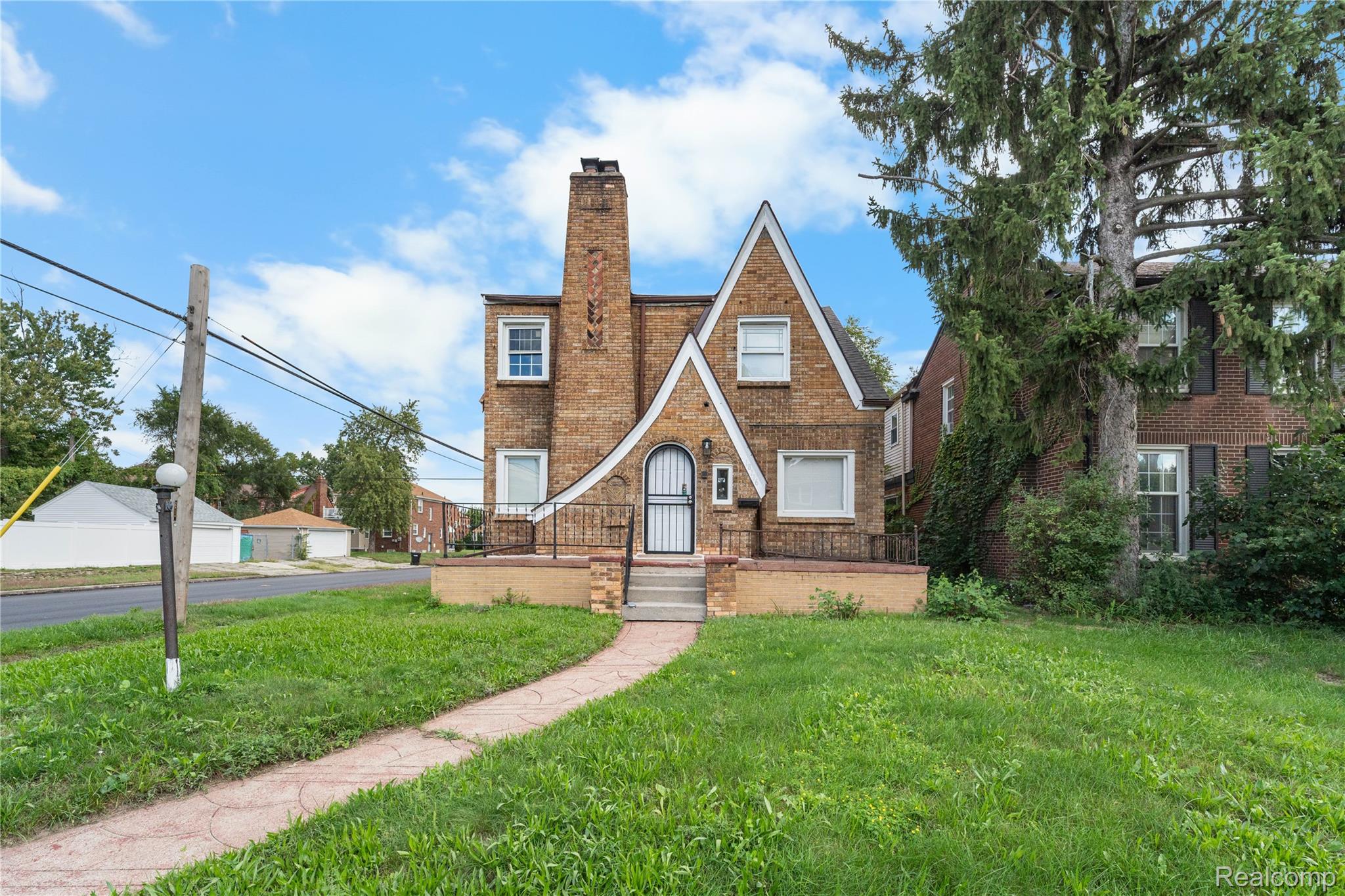 18116, Wisconsin, Detroit, Michigan, 48221
