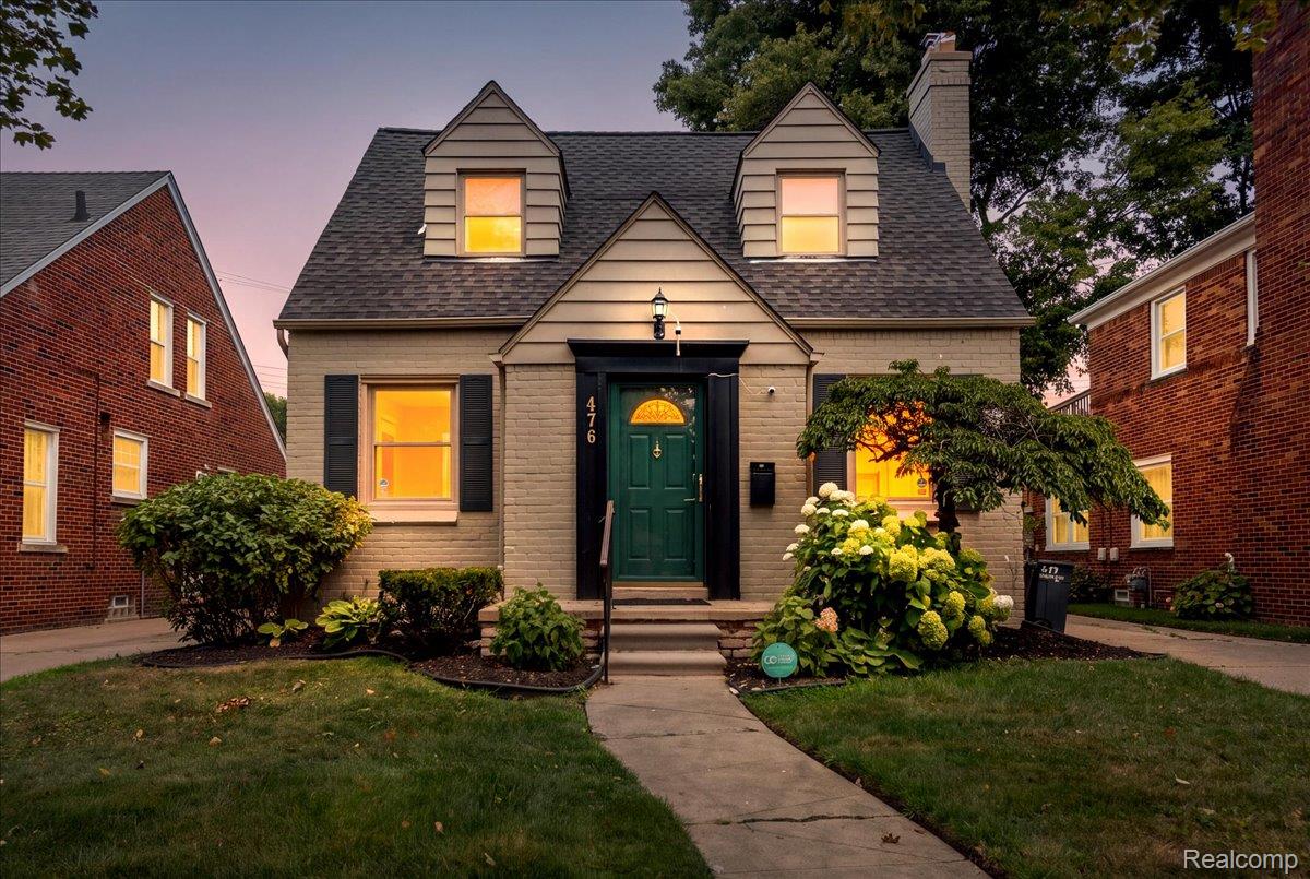 476, Touraine, Grosse Pointe Farms, Michigan, 48236