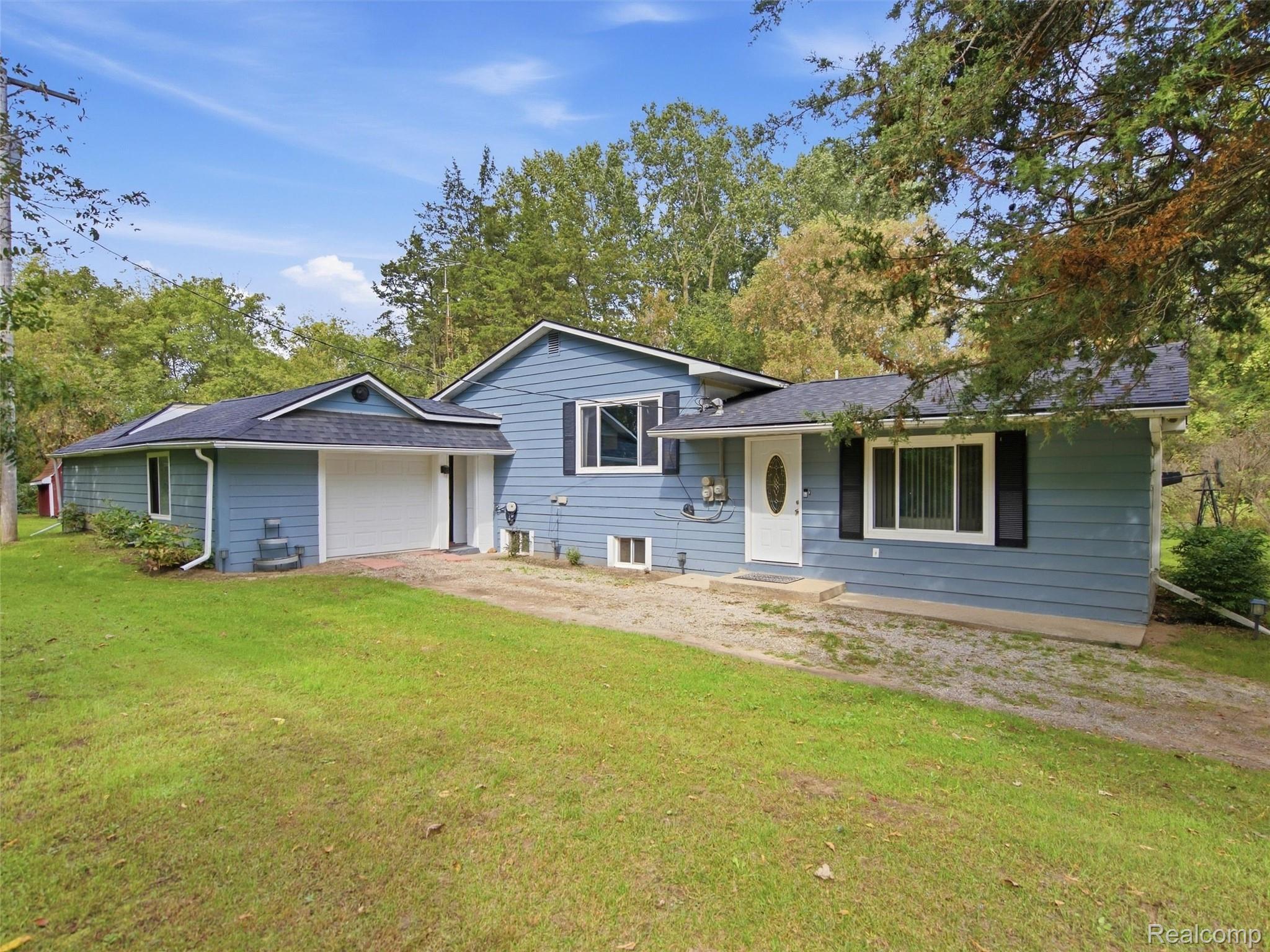 2791, Carpenter, Lapeer, Michigan, 48446