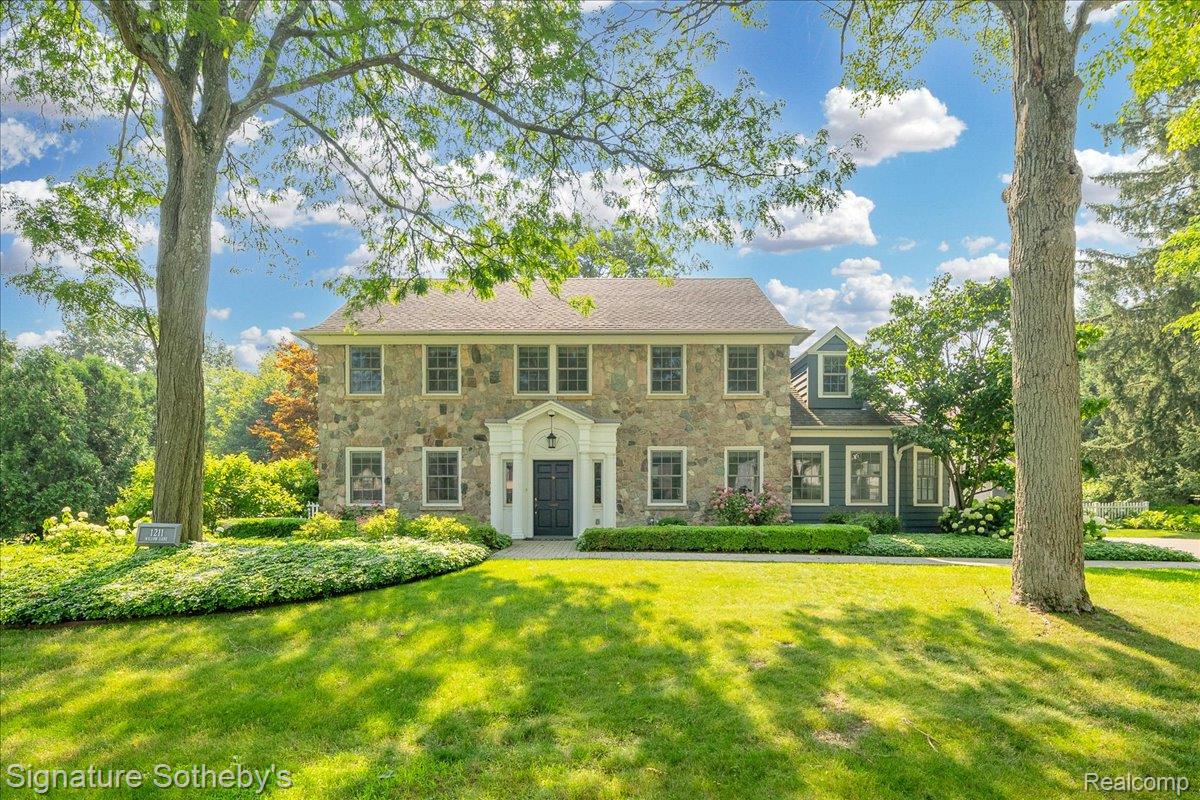 1211, WILLOW, Birmingham, Michigan, 48009