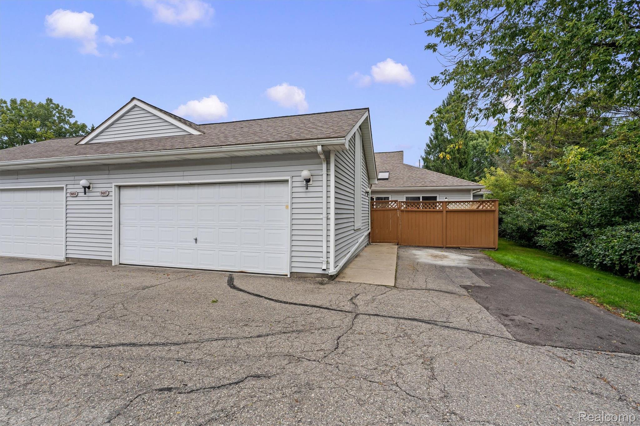 9487, Marina, White Lake, Michigan, 48386