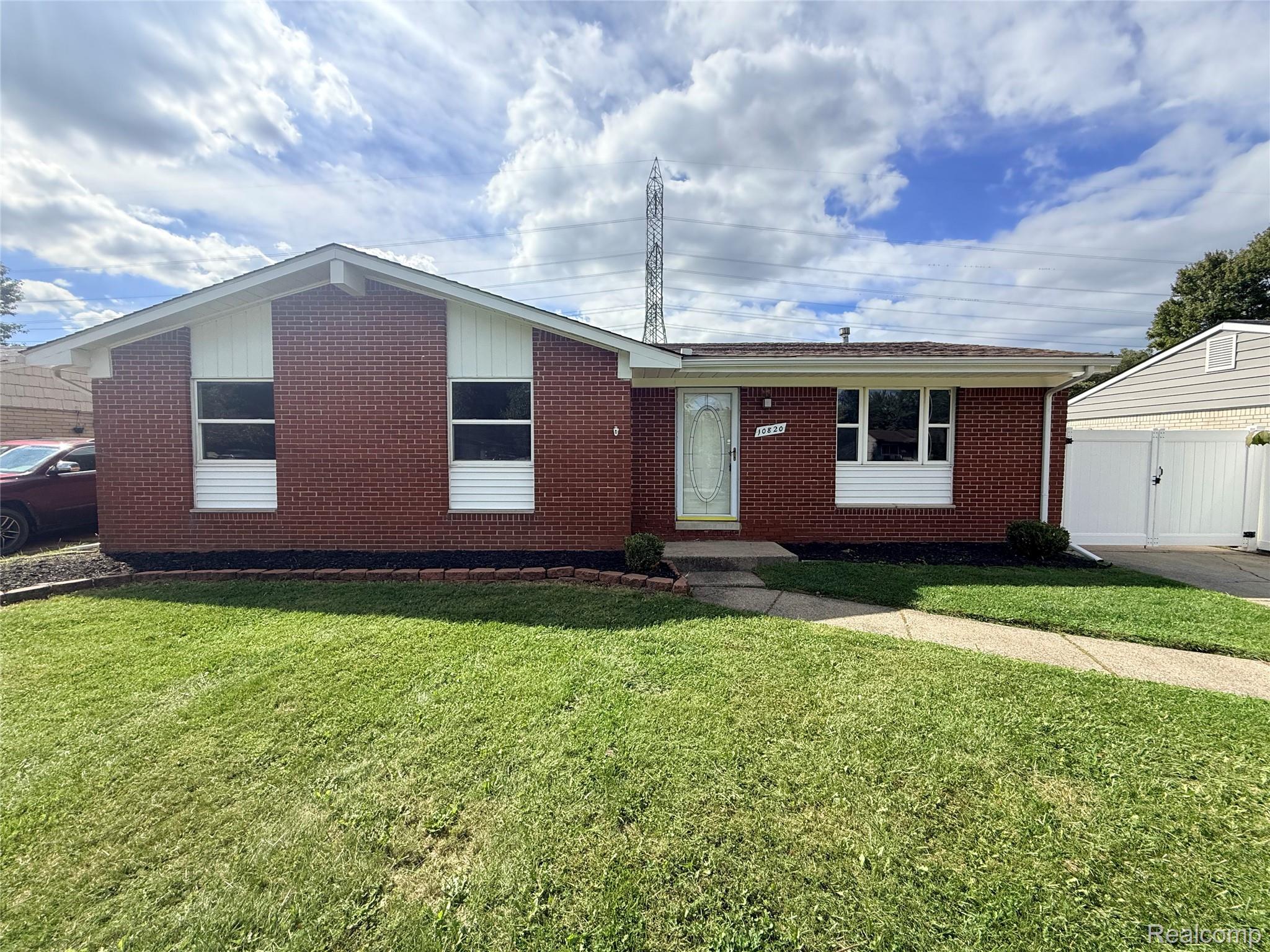 10820, Jackson, Van Buren Twp, Michigan, 48111
