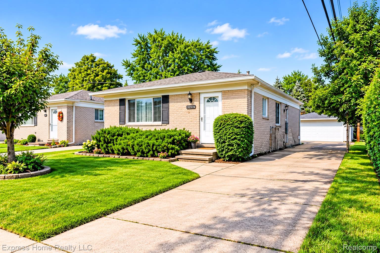 32919, Warkop, Warren, Michigan, 48093