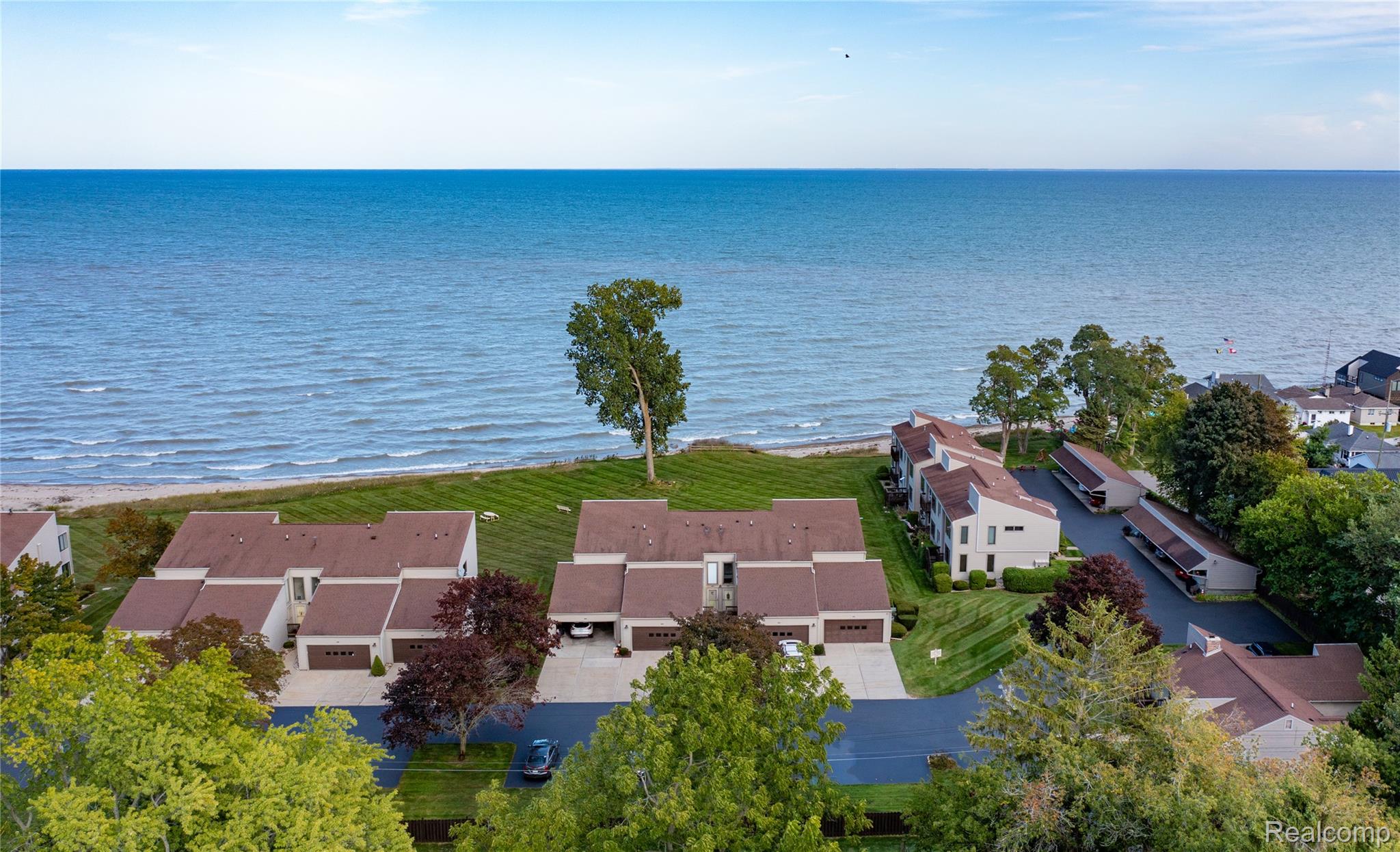 7214, 2nd, Lakeport, Michigan, 48059