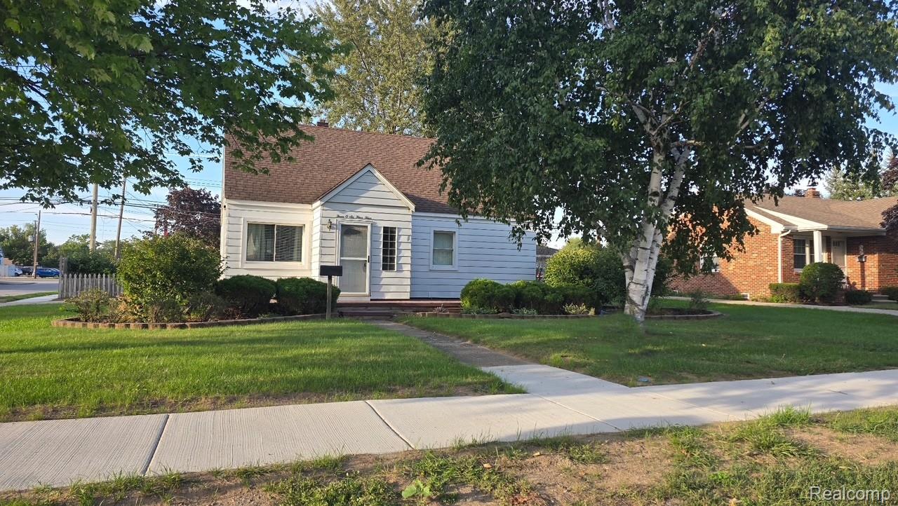30644, Pardo, Garden City, Michigan, 48135