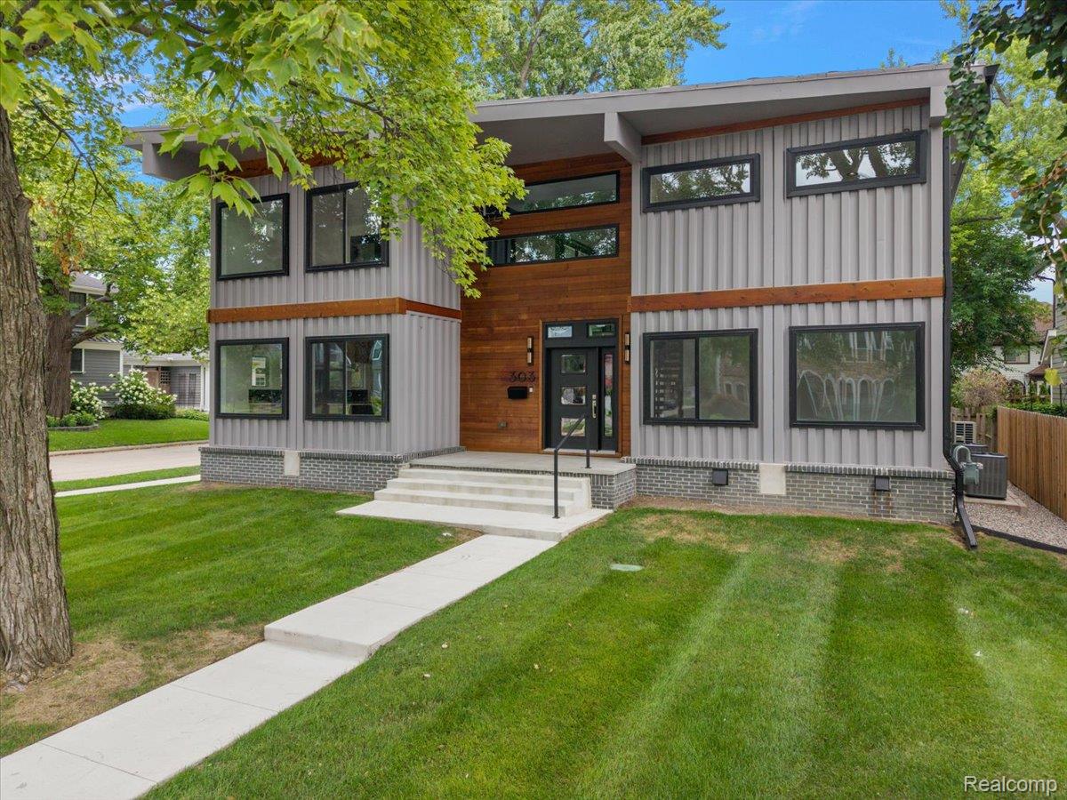 303, Forest, Royal Oak, Michigan, 48067