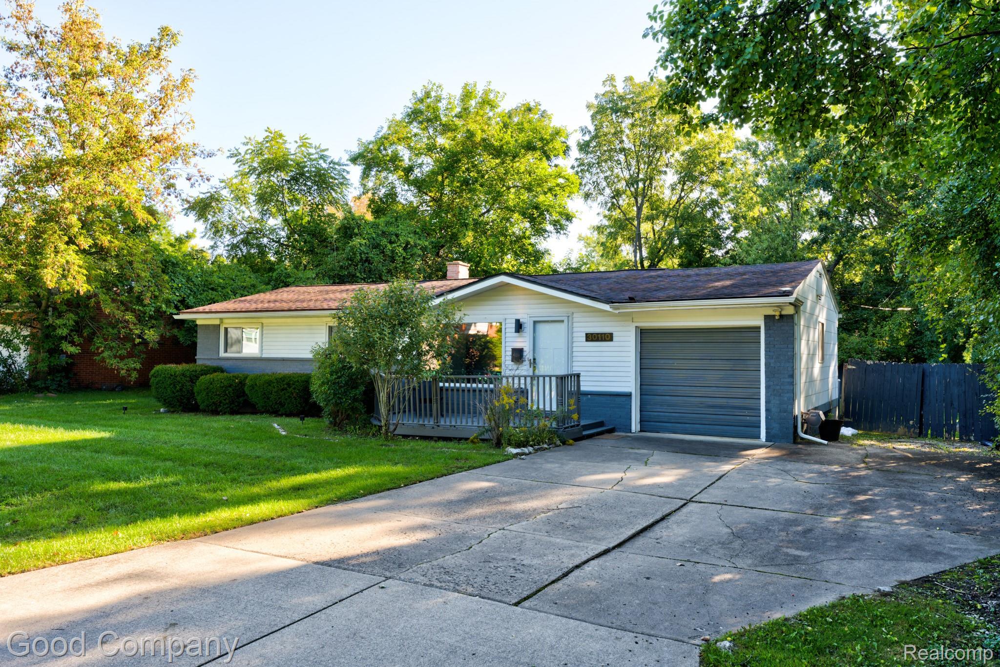 30110, Fairfax, Southfield, Michigan, 48076