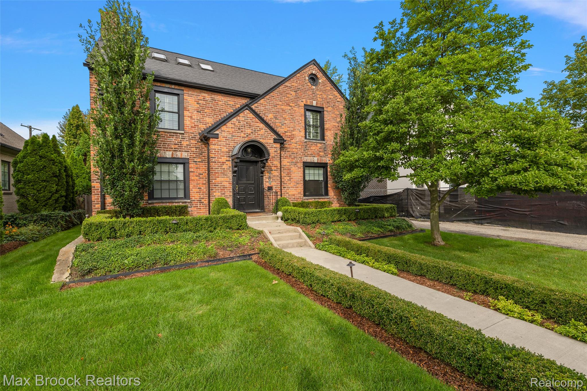 788, PIERCE, Birmingham, Michigan, 48009