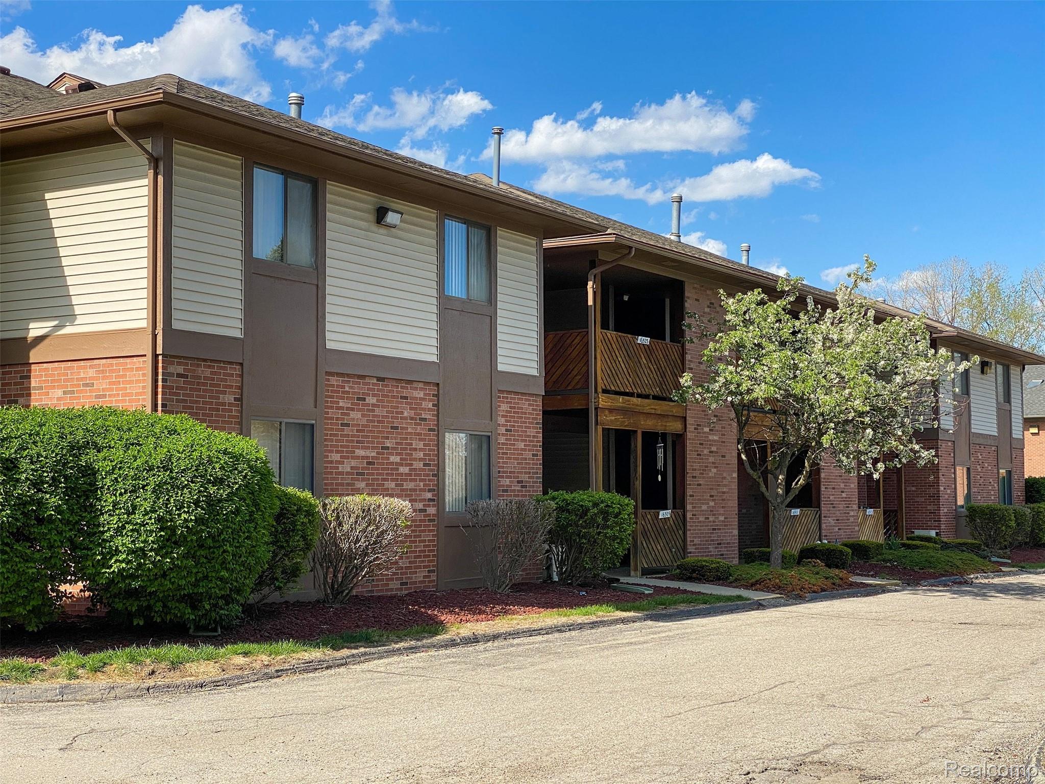 16523, Woodlane, #136, Fraser, Michigan, 48026