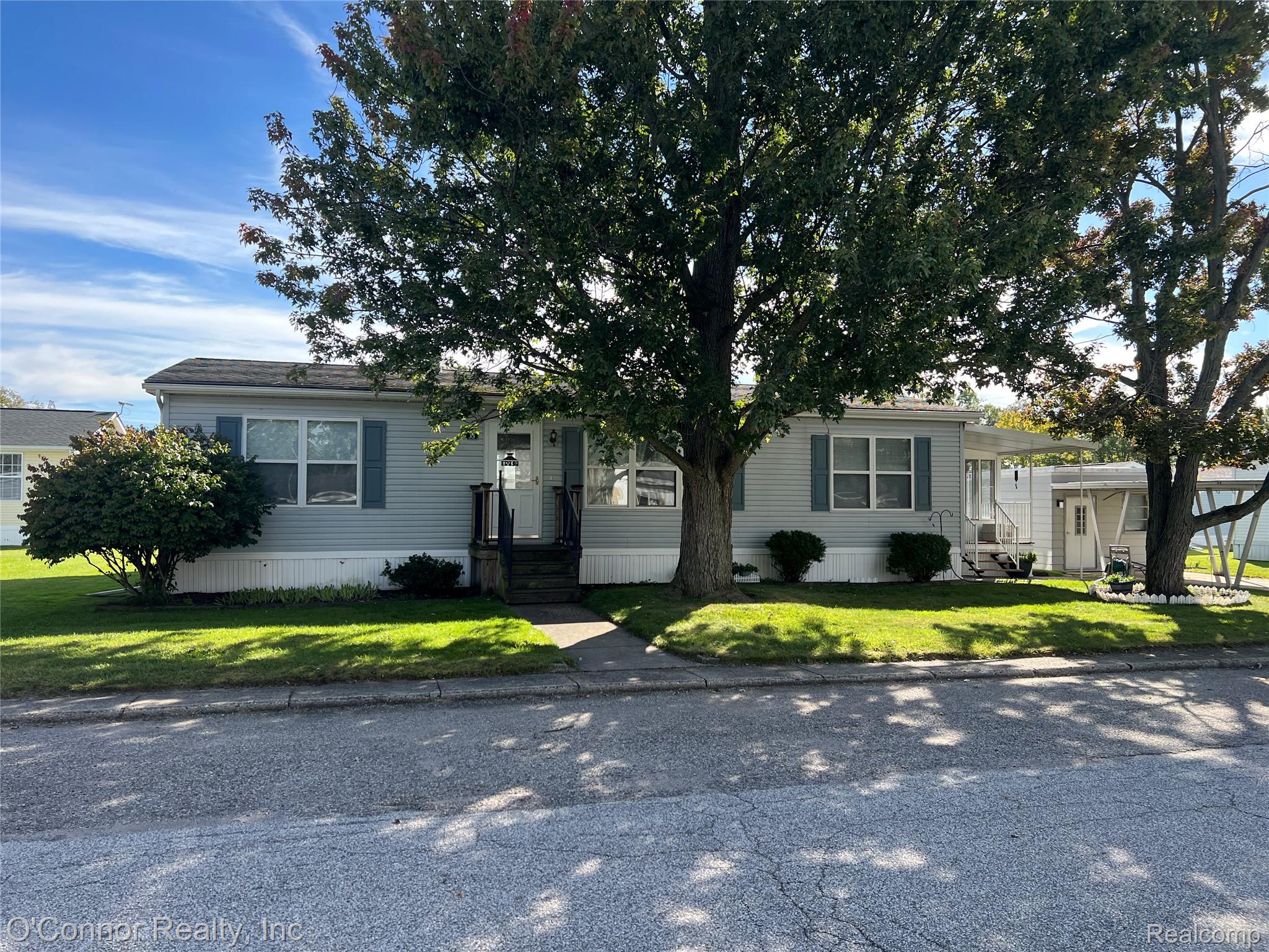 3333, Ravenswood, #33, Marysville, Michigan, 48040